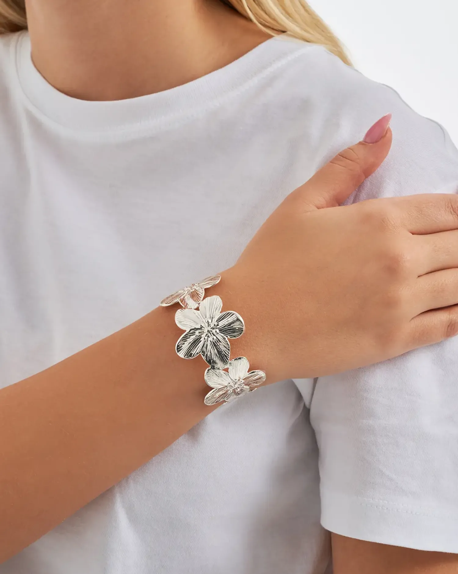 New Bijou Brigitte Bracciale - Silver Blossom