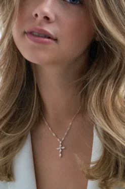 Online Bijou Brigitte Collana - Cross of Silver