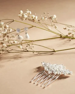 Clearance Bijou Brigitte Orecchini a perno - Charming Pearl