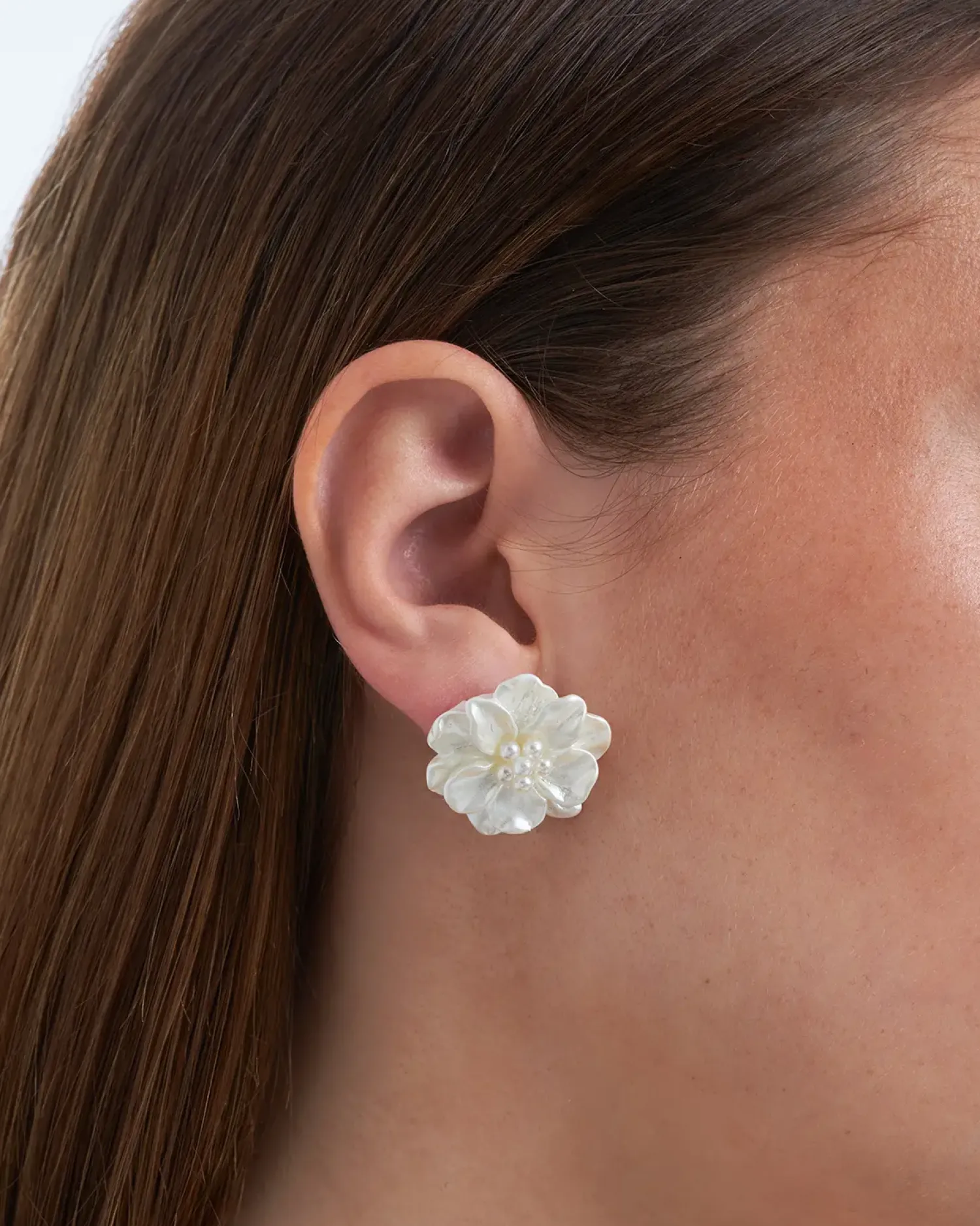 Bijou Brigitte Orecchini a perno - Pearl Petals